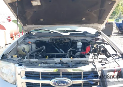 2009 Ford Escape Xlt из США, поврежденный, VIN 1FMCU93779KB22110